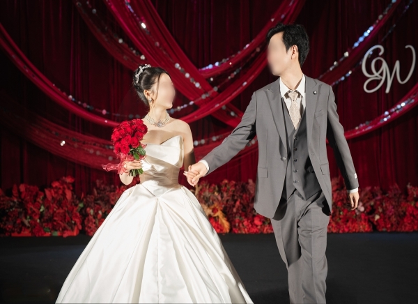 婚禮篇丨紅宴啟，愛無終 —— 與你共赴熱烈時光